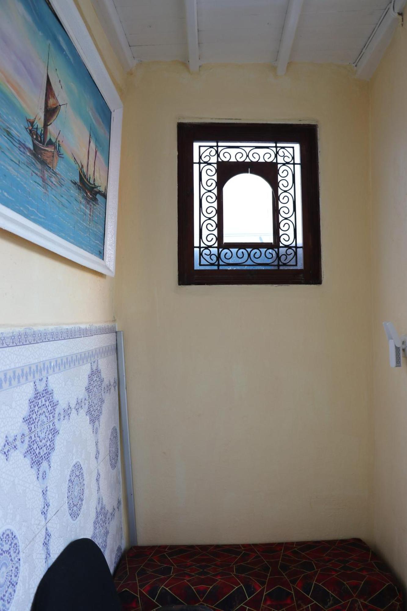 הוסטל אסאוירה White And Blue מראה חיצוני תמונה